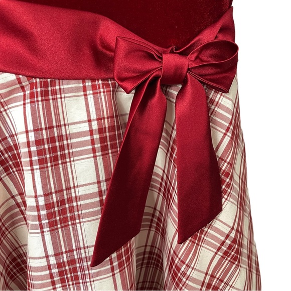 Bonnie Jean Red Velvet Christmas Dress Size 5 - Picture 4 of 5